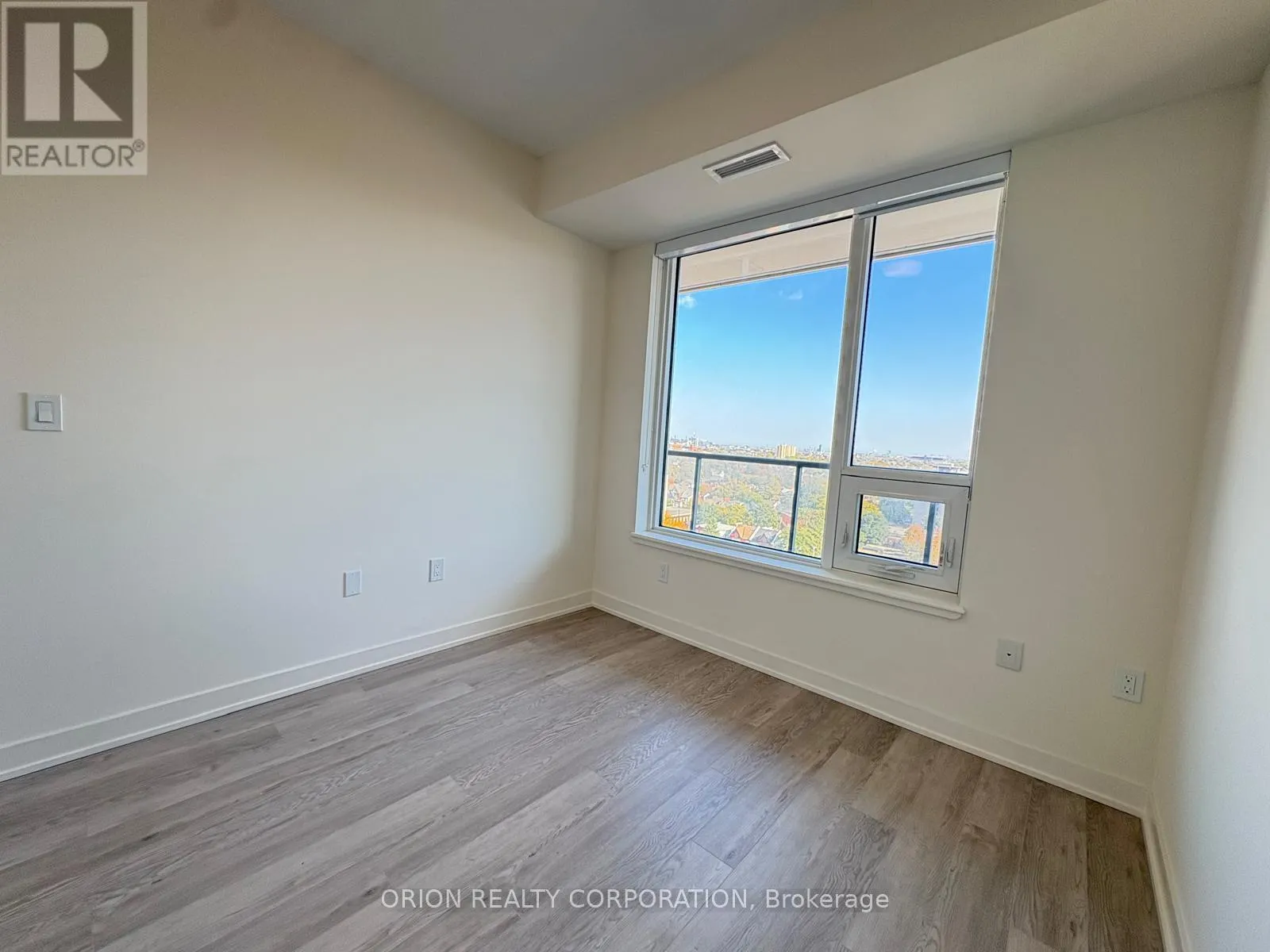 1203 - 212 KING WILLIAM STREET
