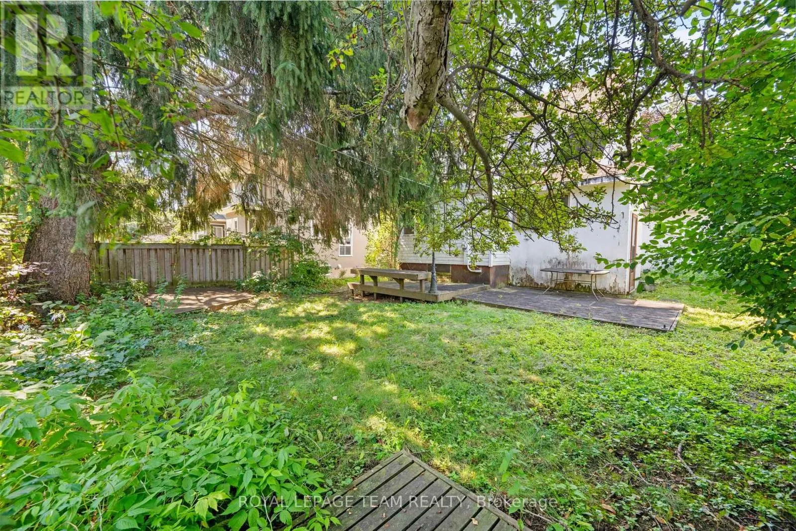 479 FRASER AVENUE
