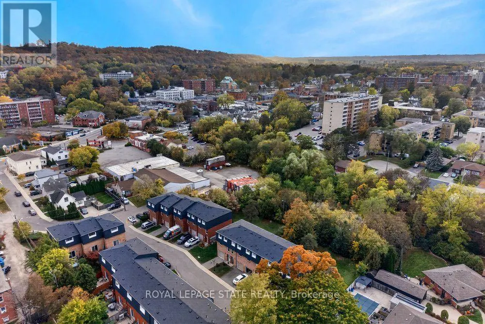 6 - 21 ROSEDALE COURT