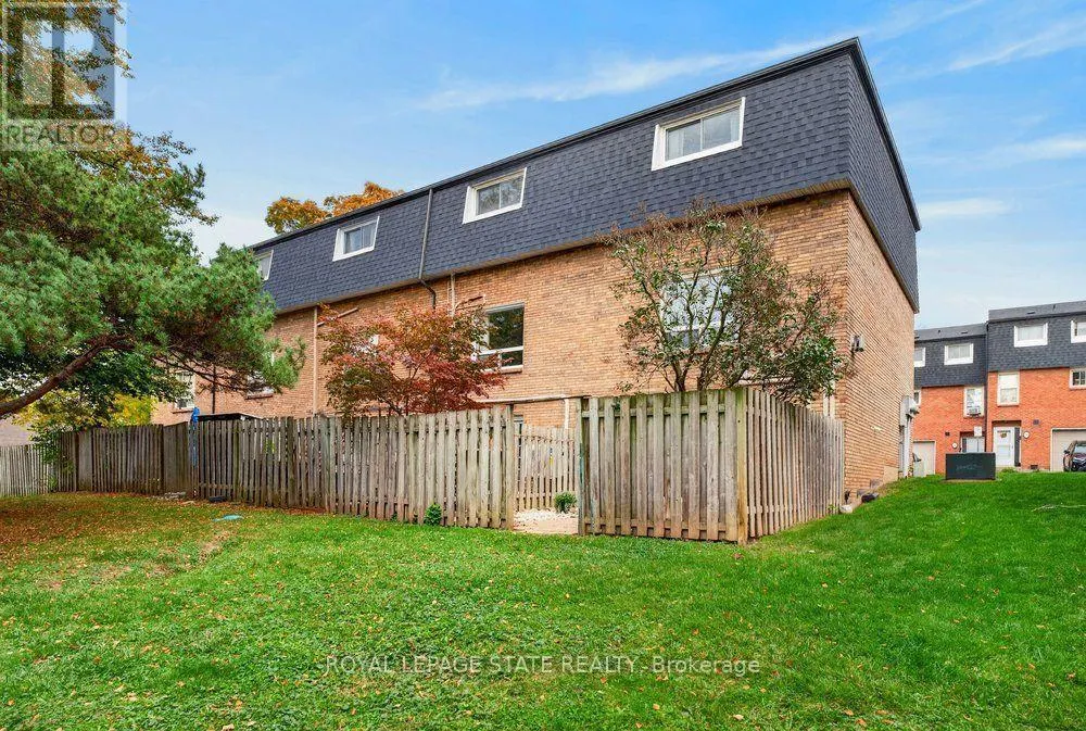 6 - 21 ROSEDALE COURT