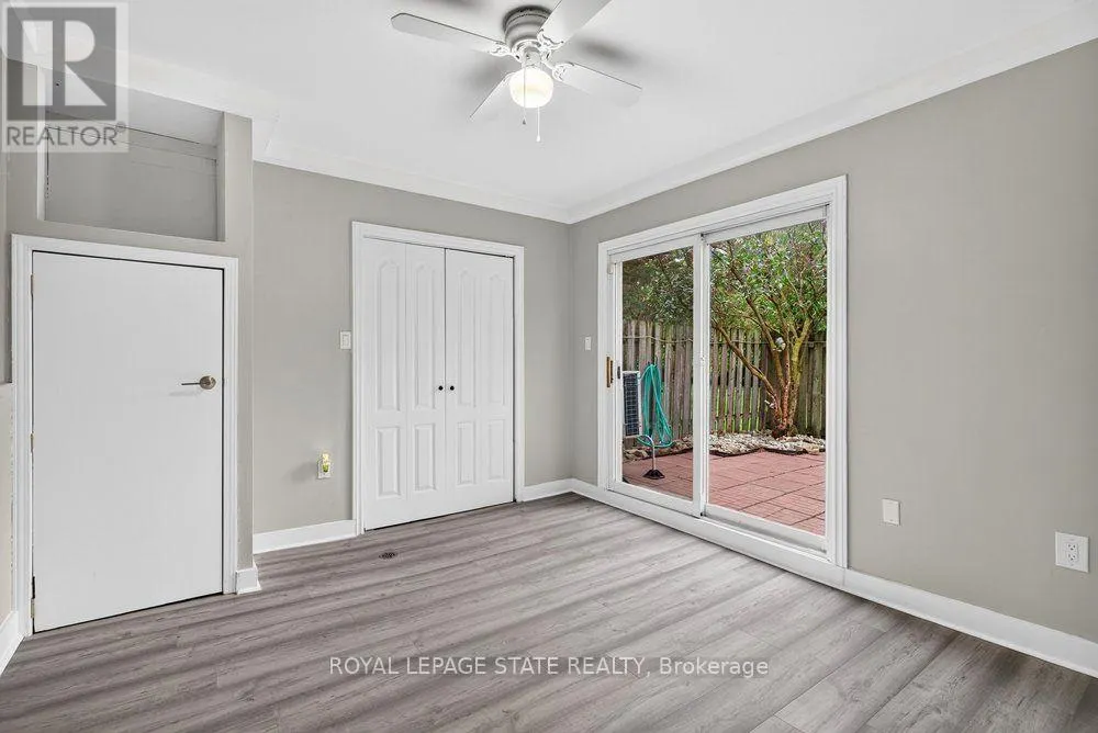 6 - 21 ROSEDALE COURT