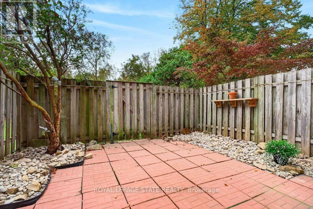 6 - 21 ROSEDALE COURT