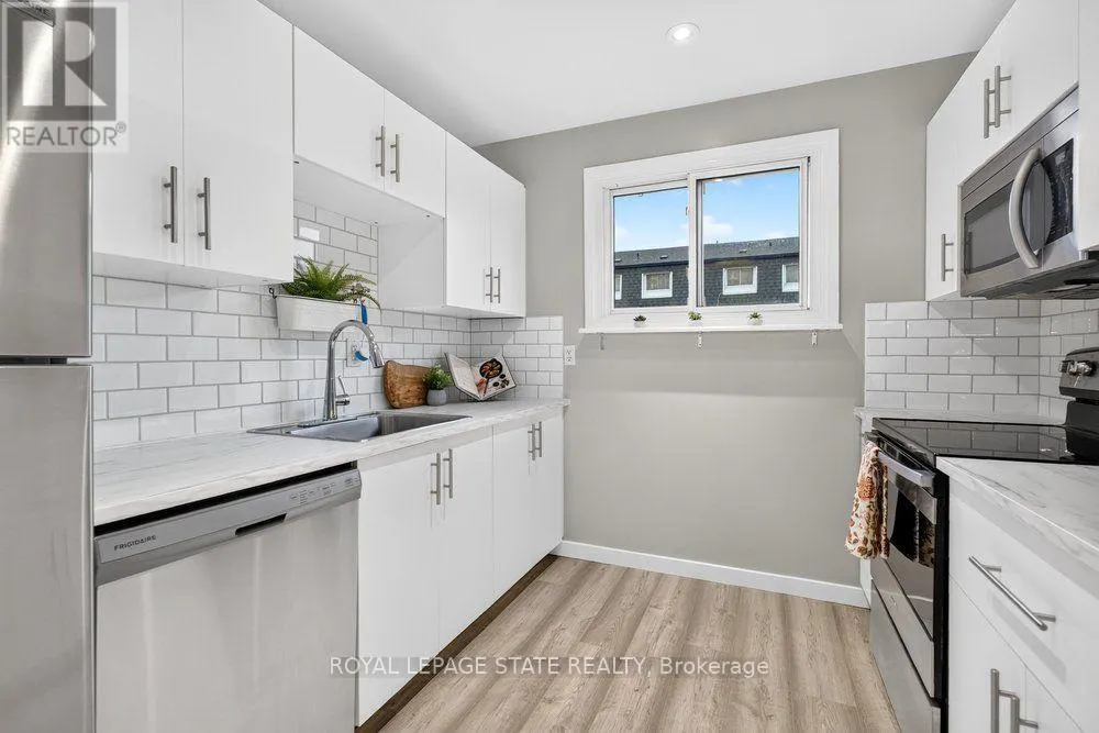 6 - 21 ROSEDALE COURT