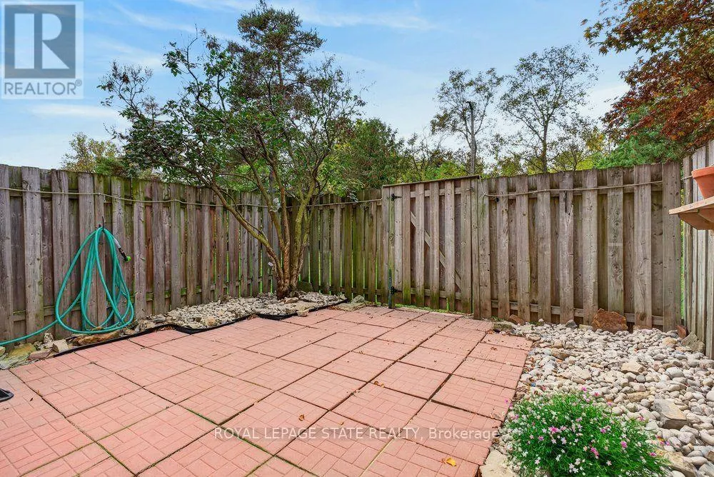6 - 21 ROSEDALE COURT