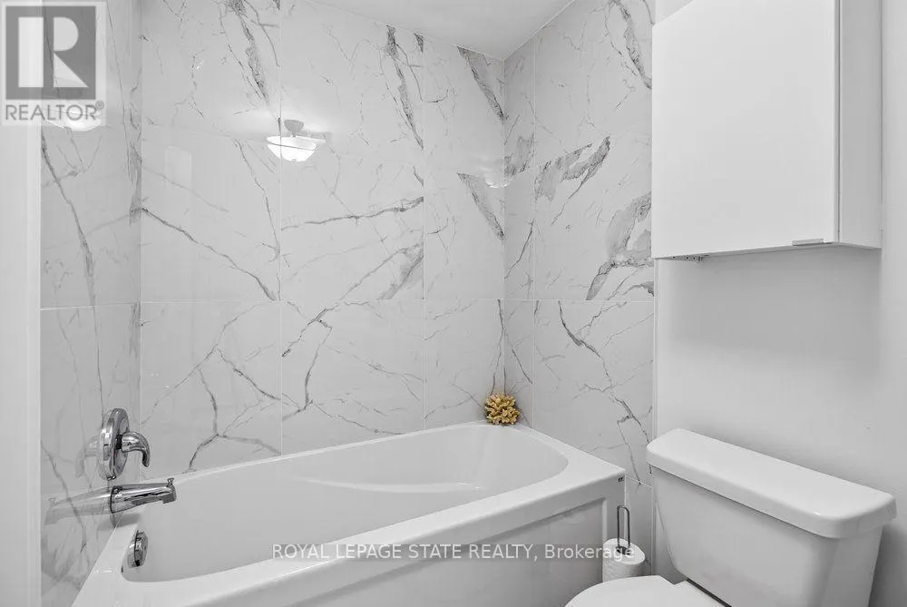 6 - 21 ROSEDALE COURT