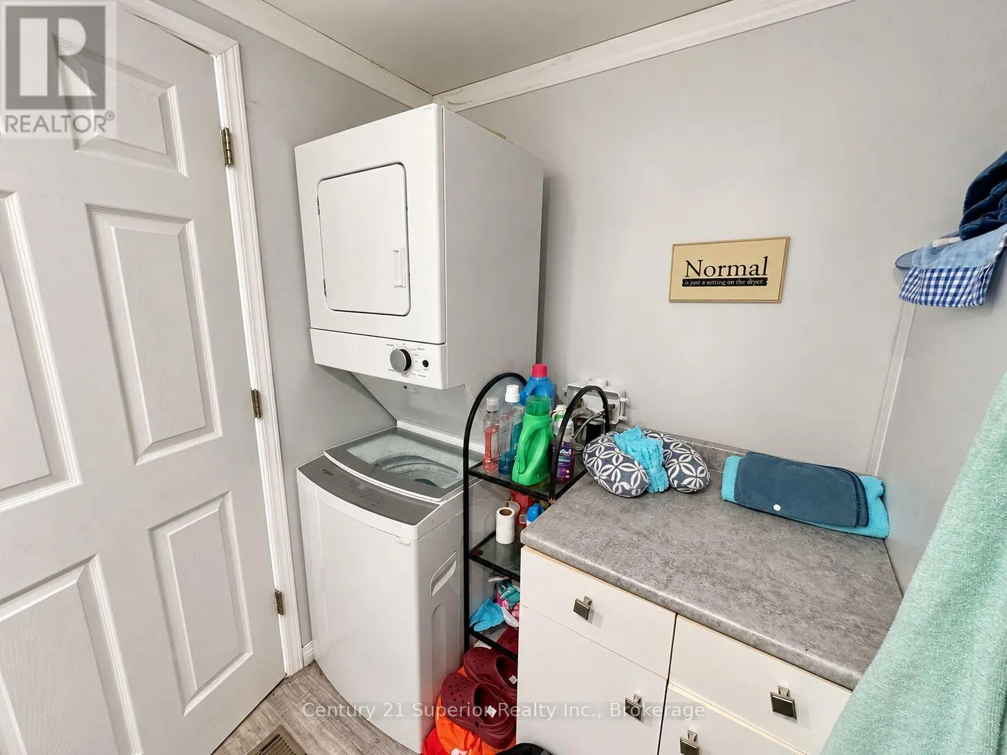 26 - 18 WILD ROSE ROAD #26