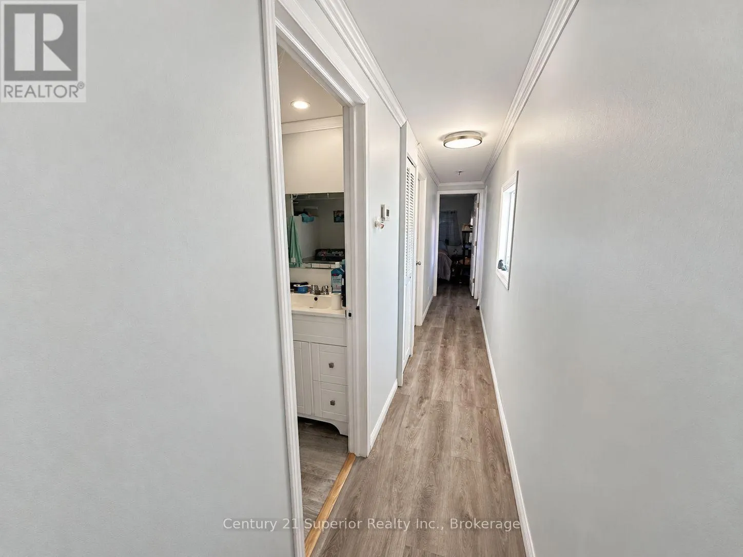 26 - 18 WILD ROSE ROAD #26