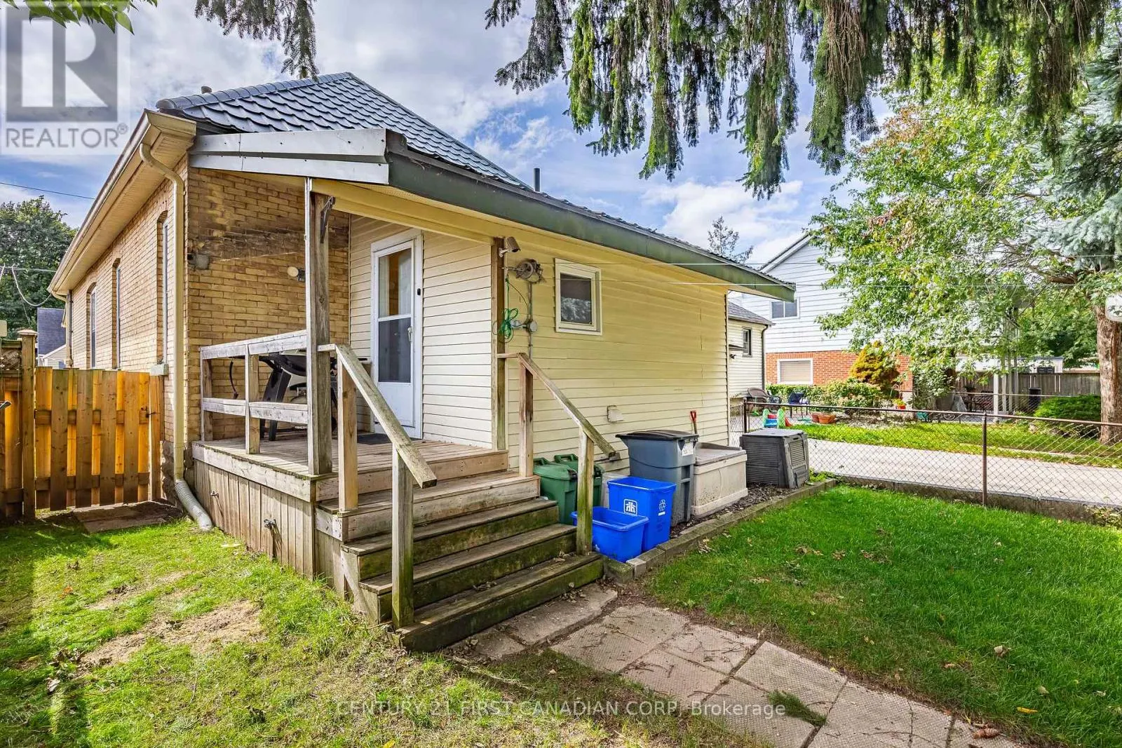 60 BEATTIE AVENUE