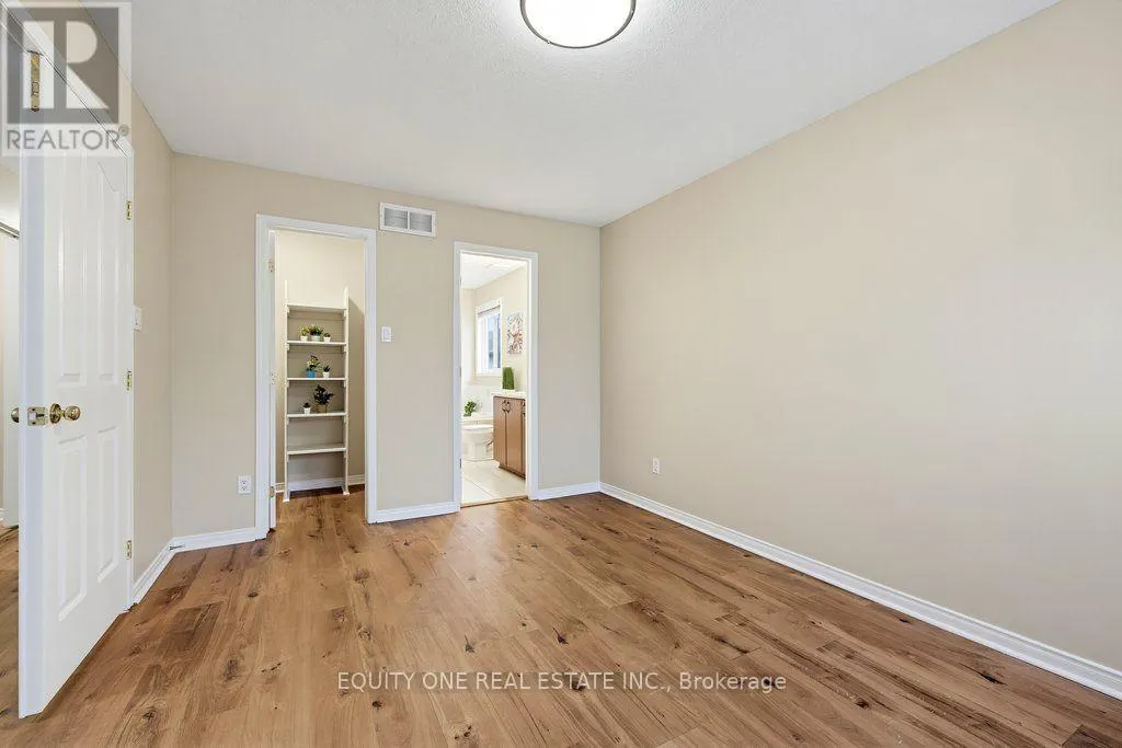 345 APPLECROSS CRESCENT
