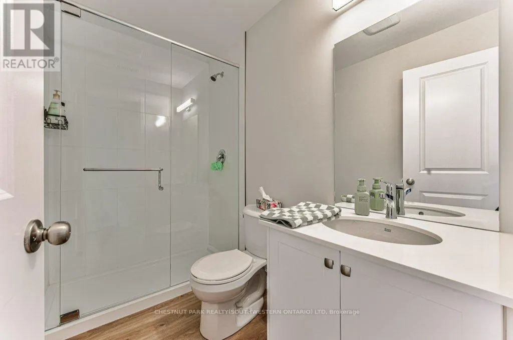 B11 - 410 NORTHFIELD DRIVE