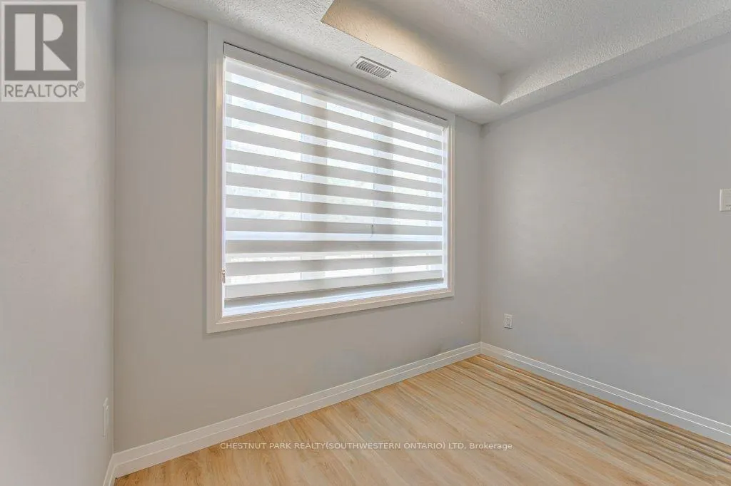 B11 - 410 NORTHFIELD DRIVE