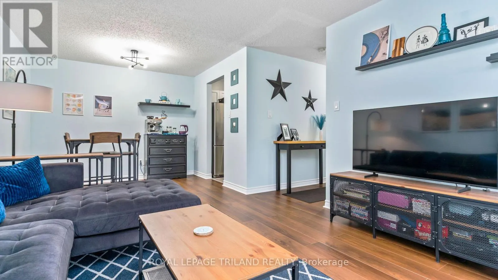 116 - 735 DEVERON CRESCENT #116