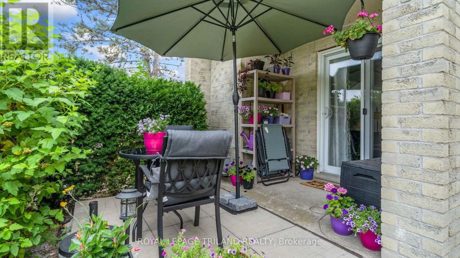 116 - 735 DEVERON CRESCENT #116