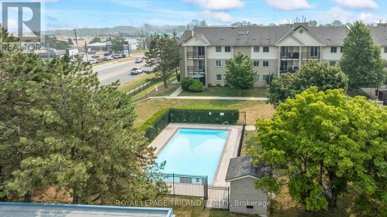 116 - 735 DEVERON CRESCENT #116