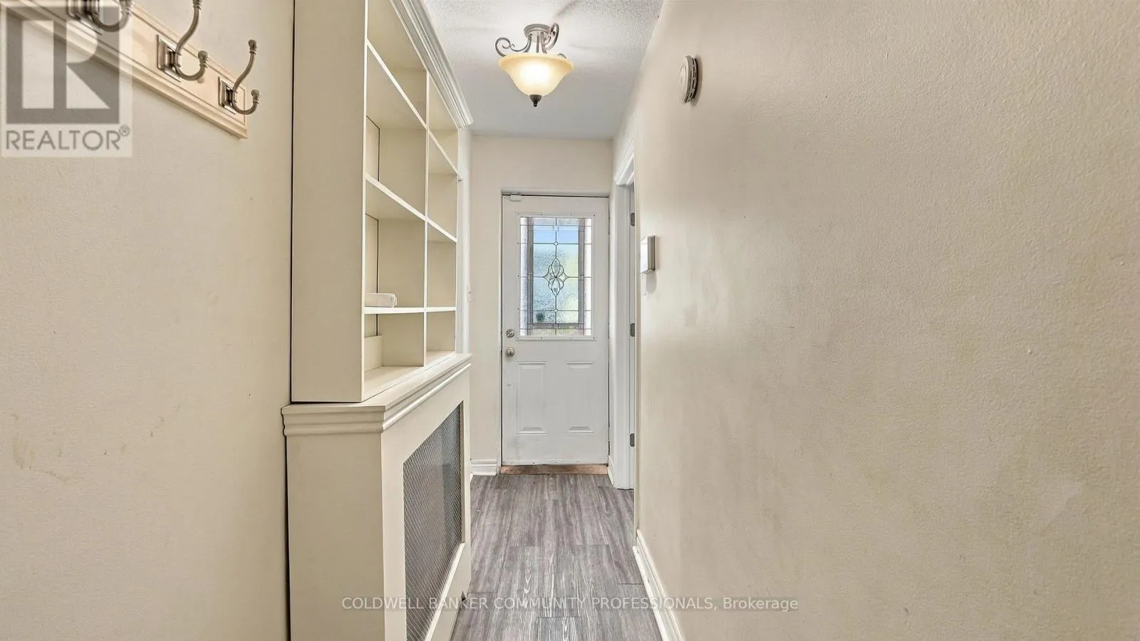 25 HOPE AVENUE