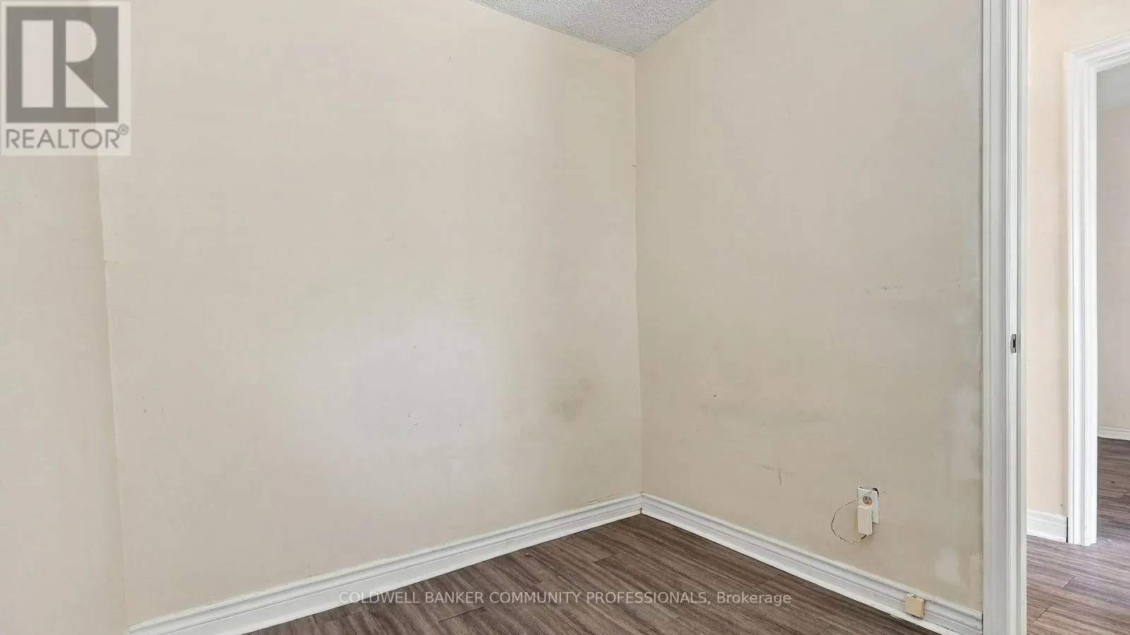 25 HOPE AVENUE