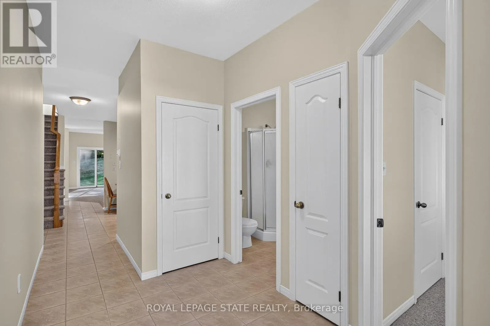 65 - 566 SOUTHRIDGE DRIVE