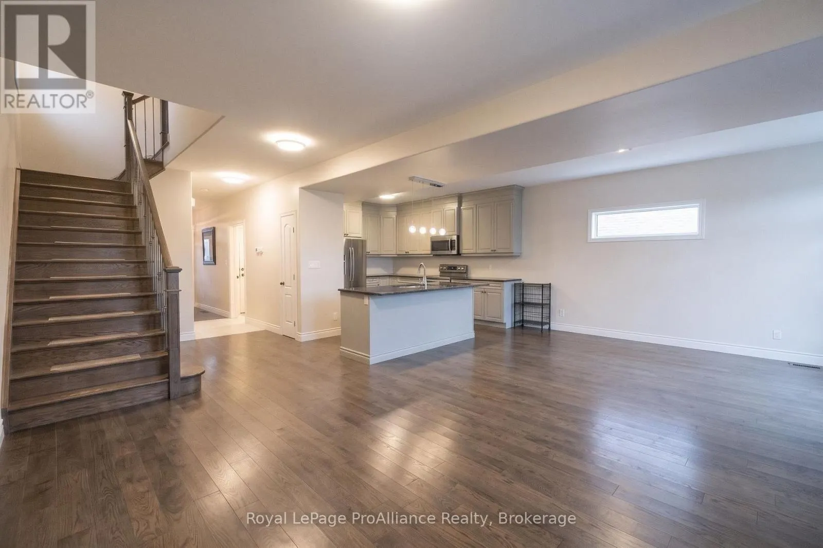 66 FARMINGTON CRESCENT