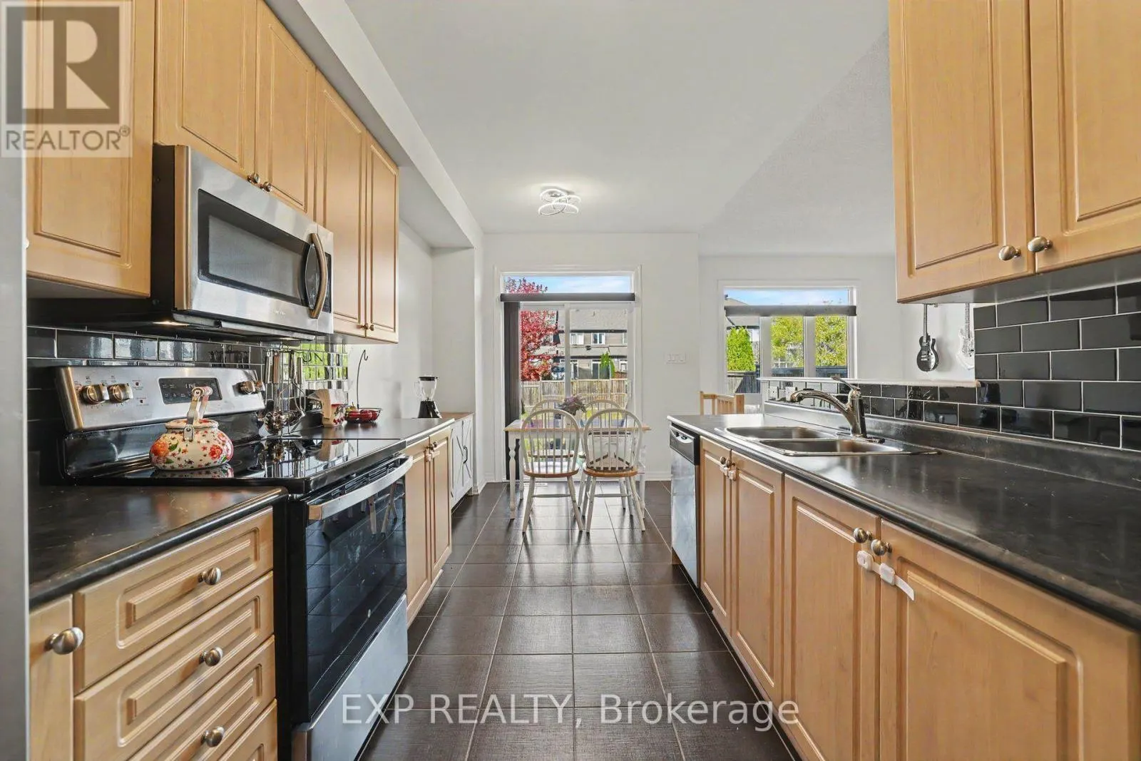 115 HAWKSHAW CRESCENT