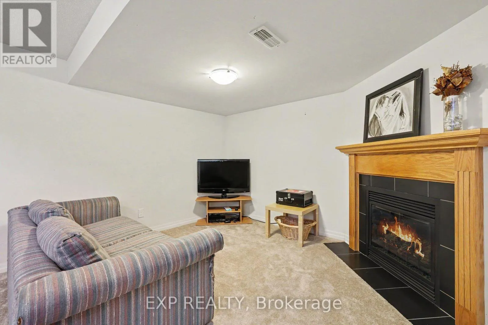 115 HAWKSHAW CRESCENT