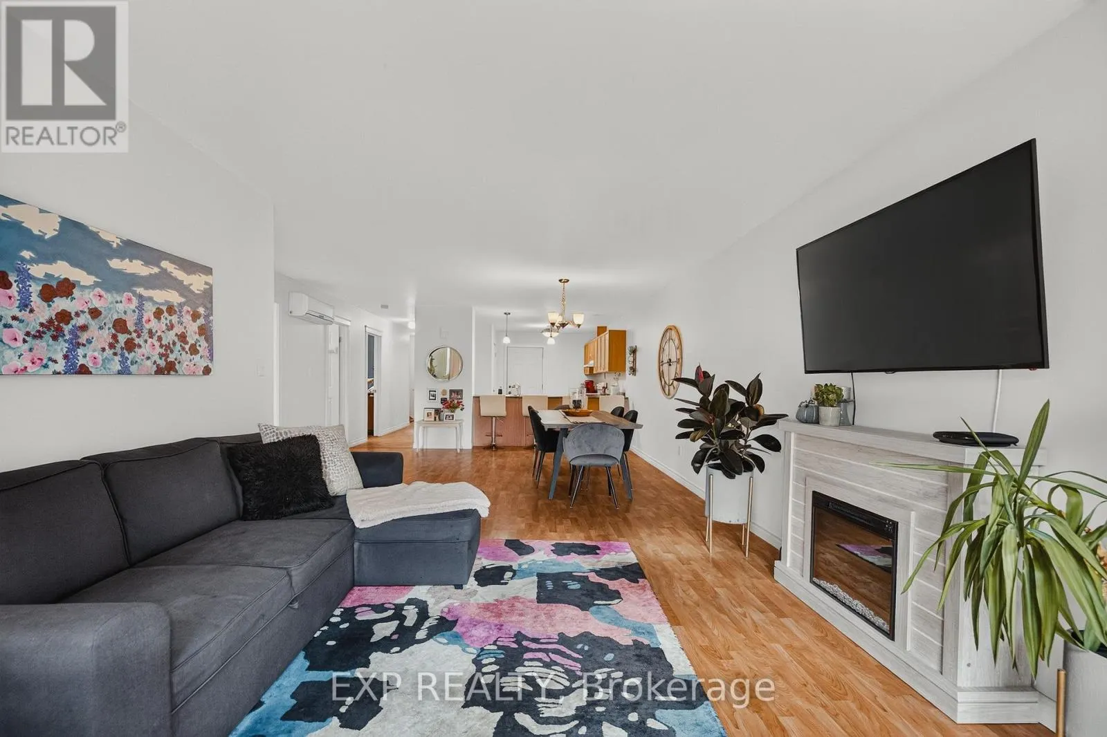 628 ELIZABETH STREET W