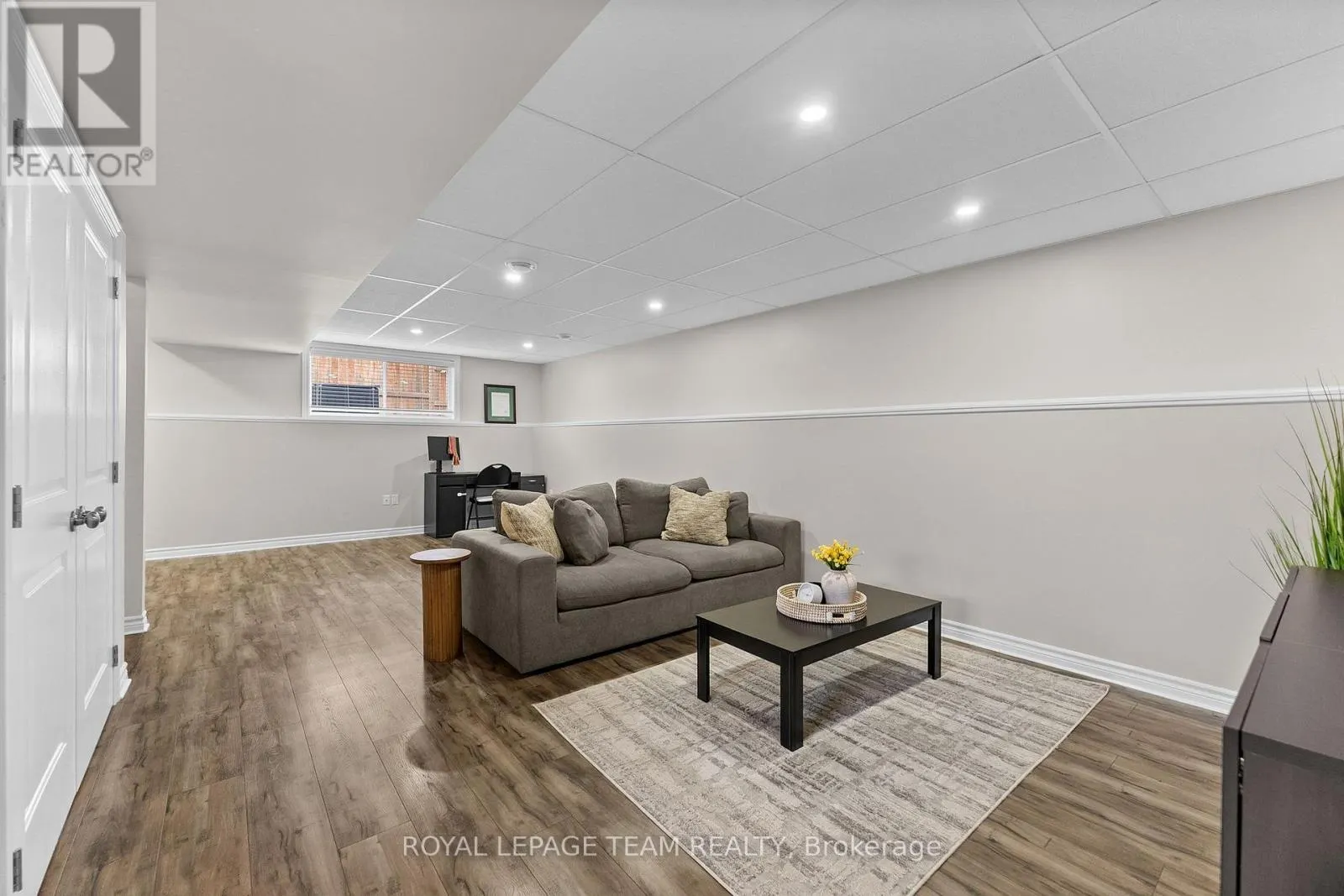 9 TERRANCE DRIVE