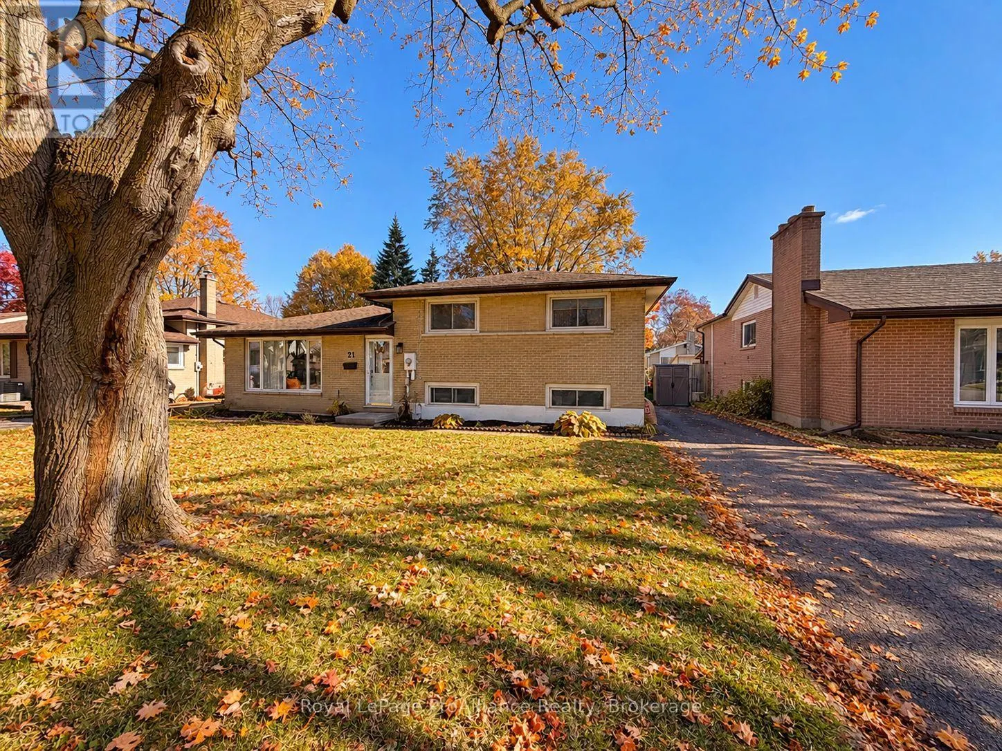 21 LAMBERT DRIVE