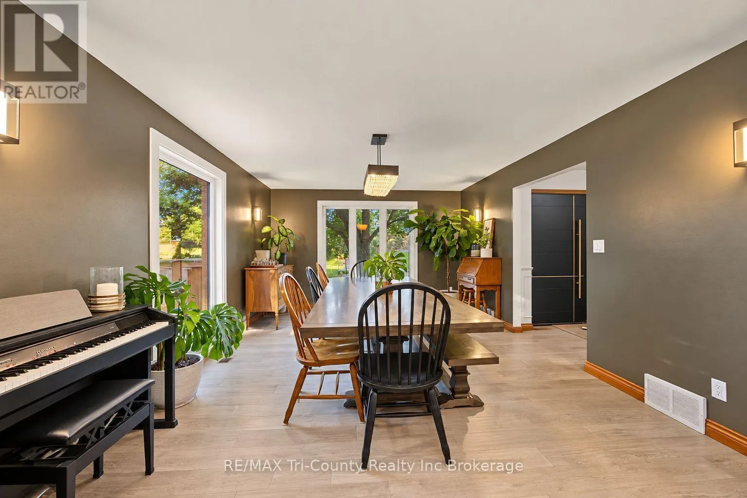75 PARKWOOD DRIVE