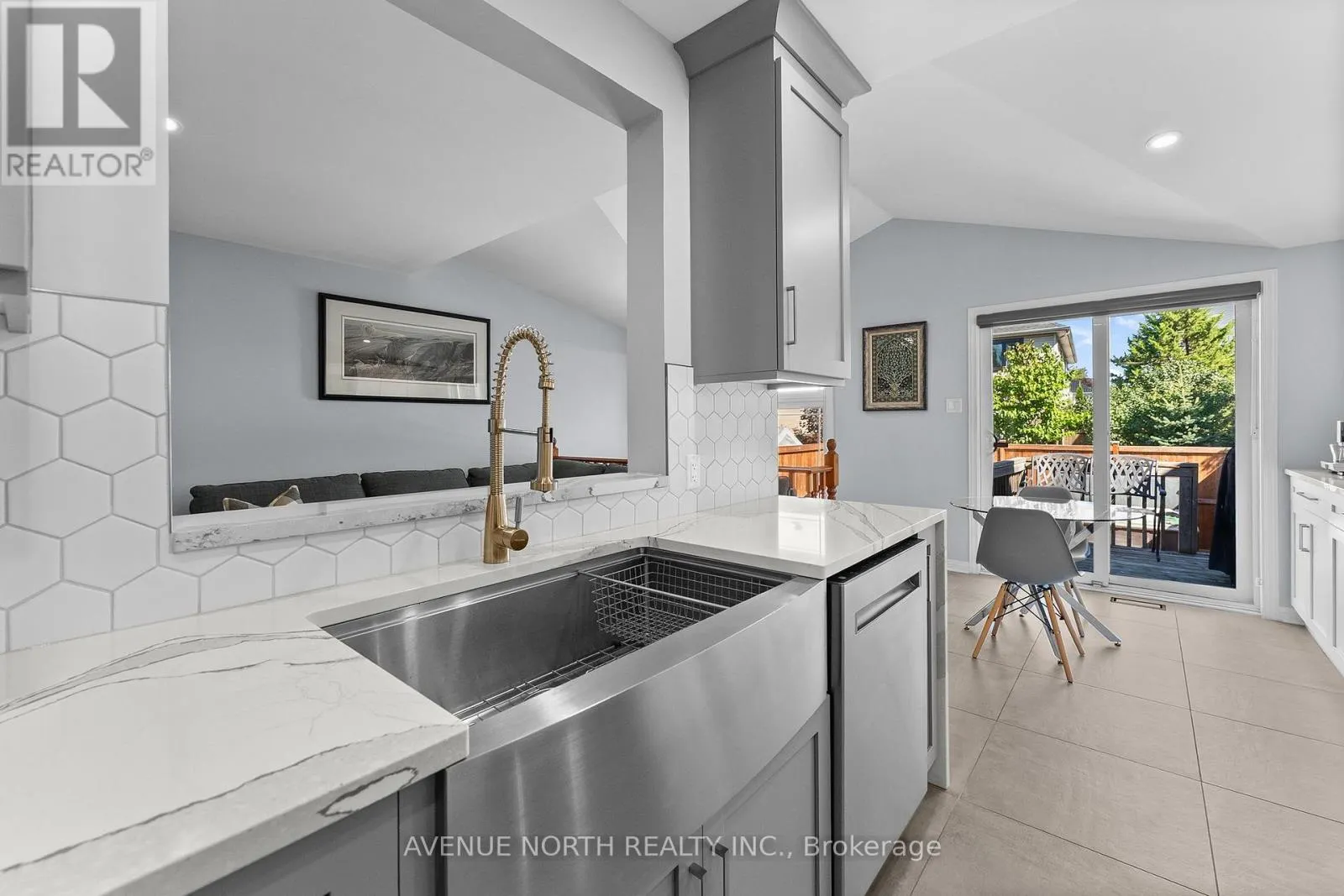 541 WILD SHORE CRESCENT