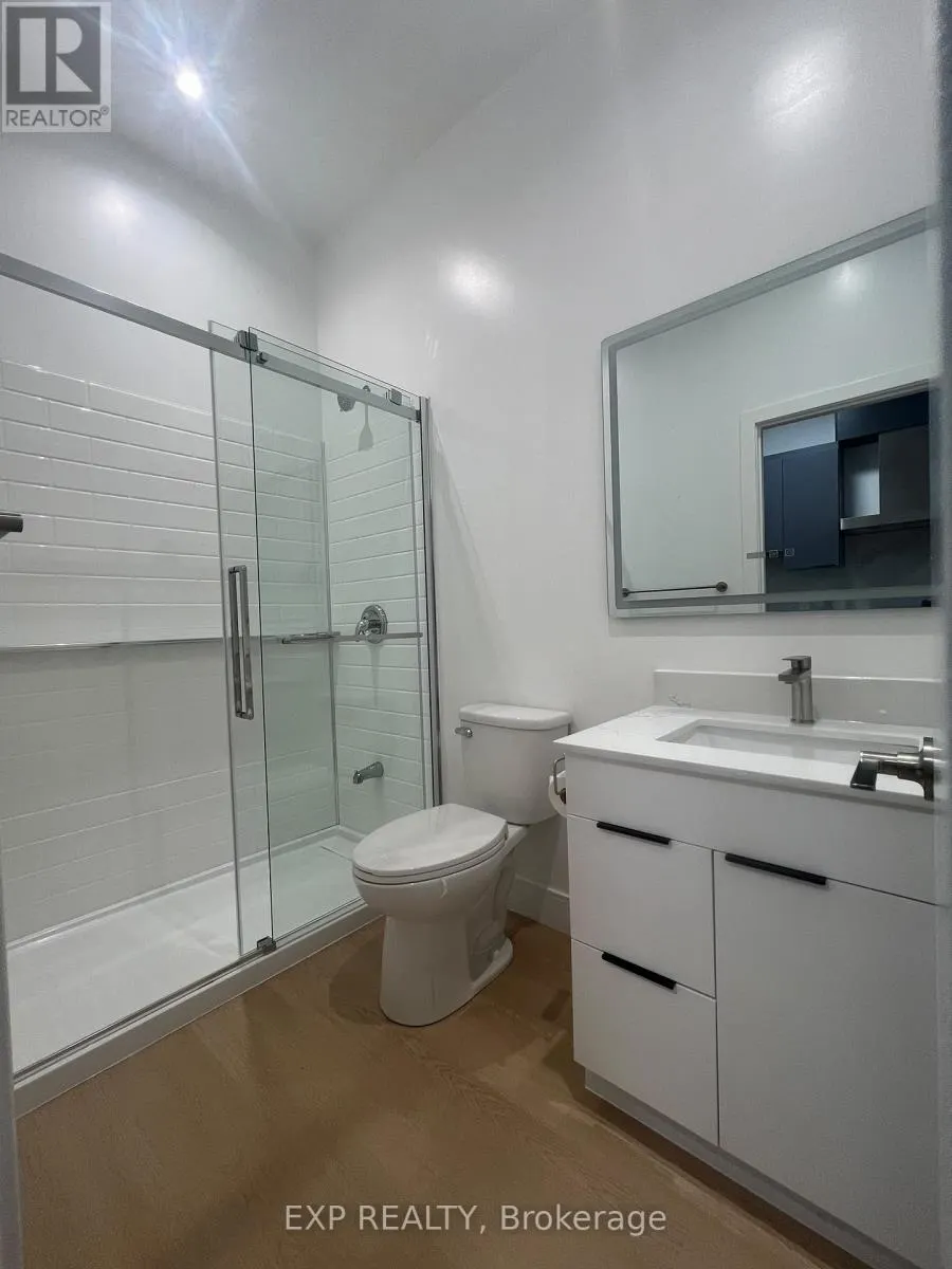 1 - 264-268 OTTAWA STREET N