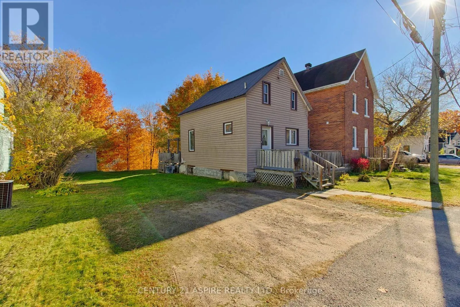503 MOFFAT STREET