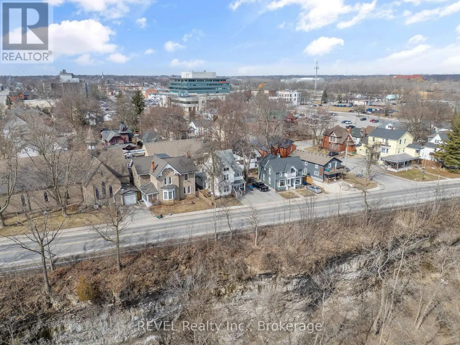 4755 RIVER ROAD