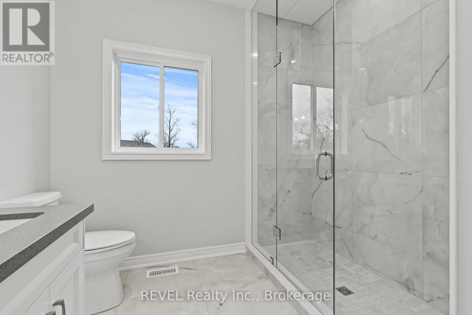 735 DOMINION ROAD