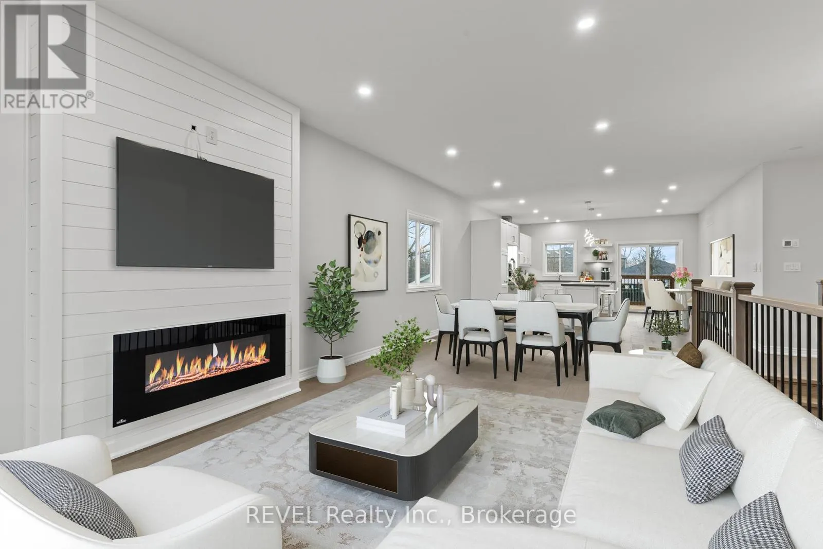 735 DOMINION ROAD