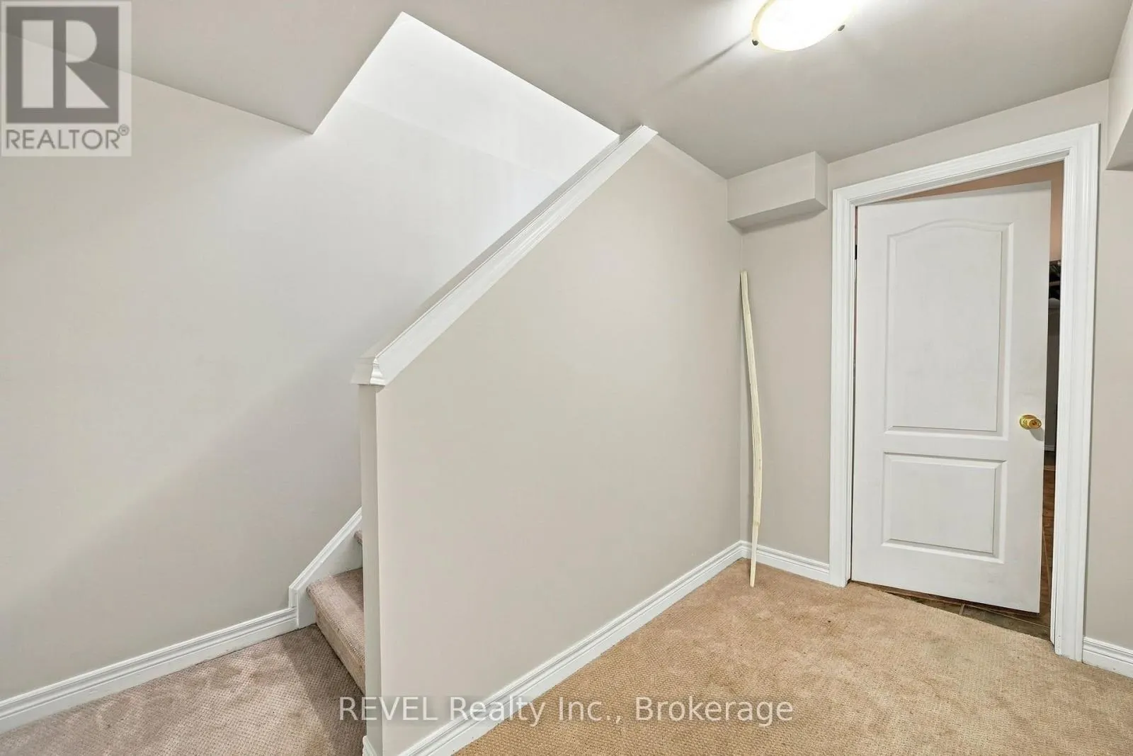 8501 KELSEY CRESCENT