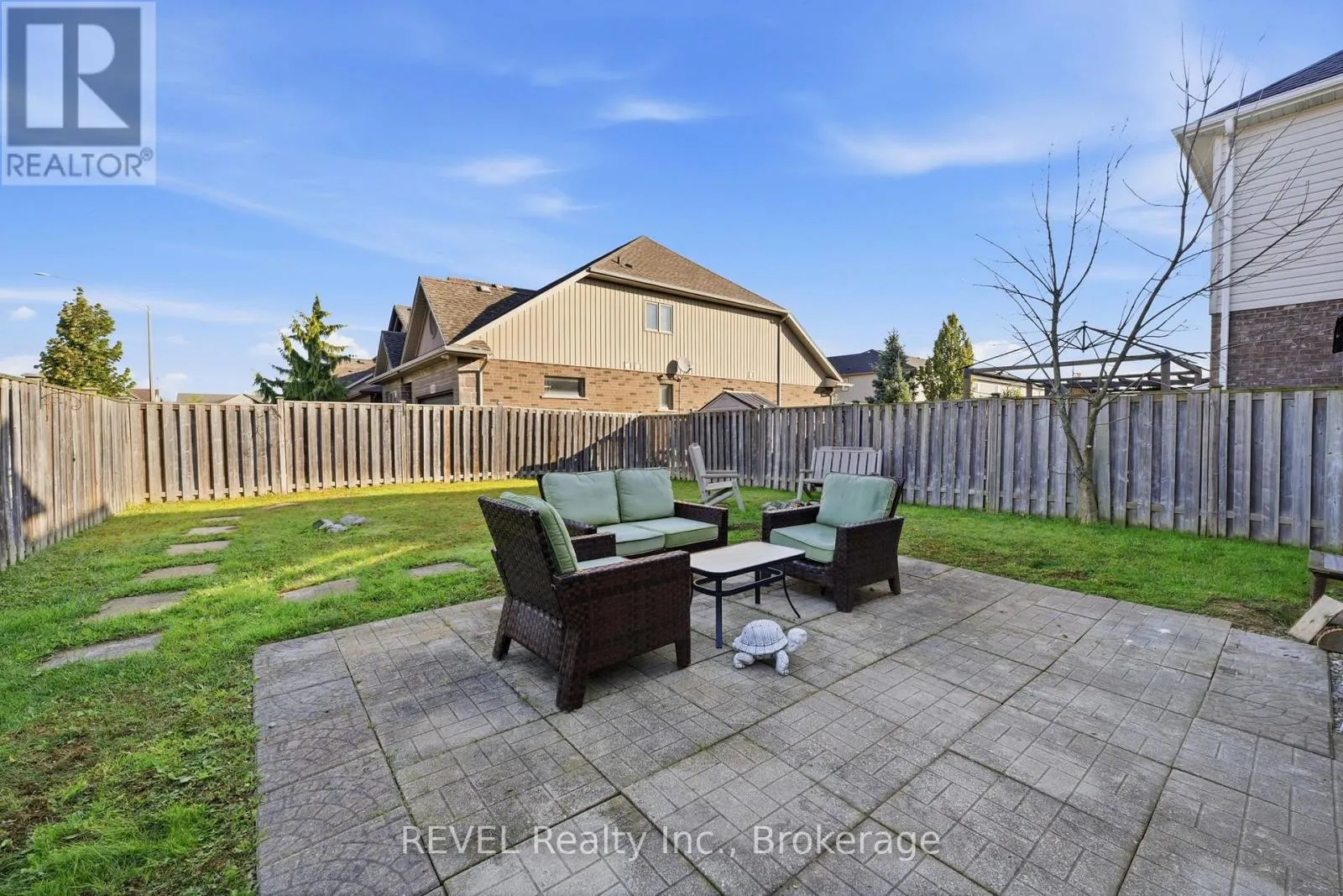 8501 KELSEY CRESCENT