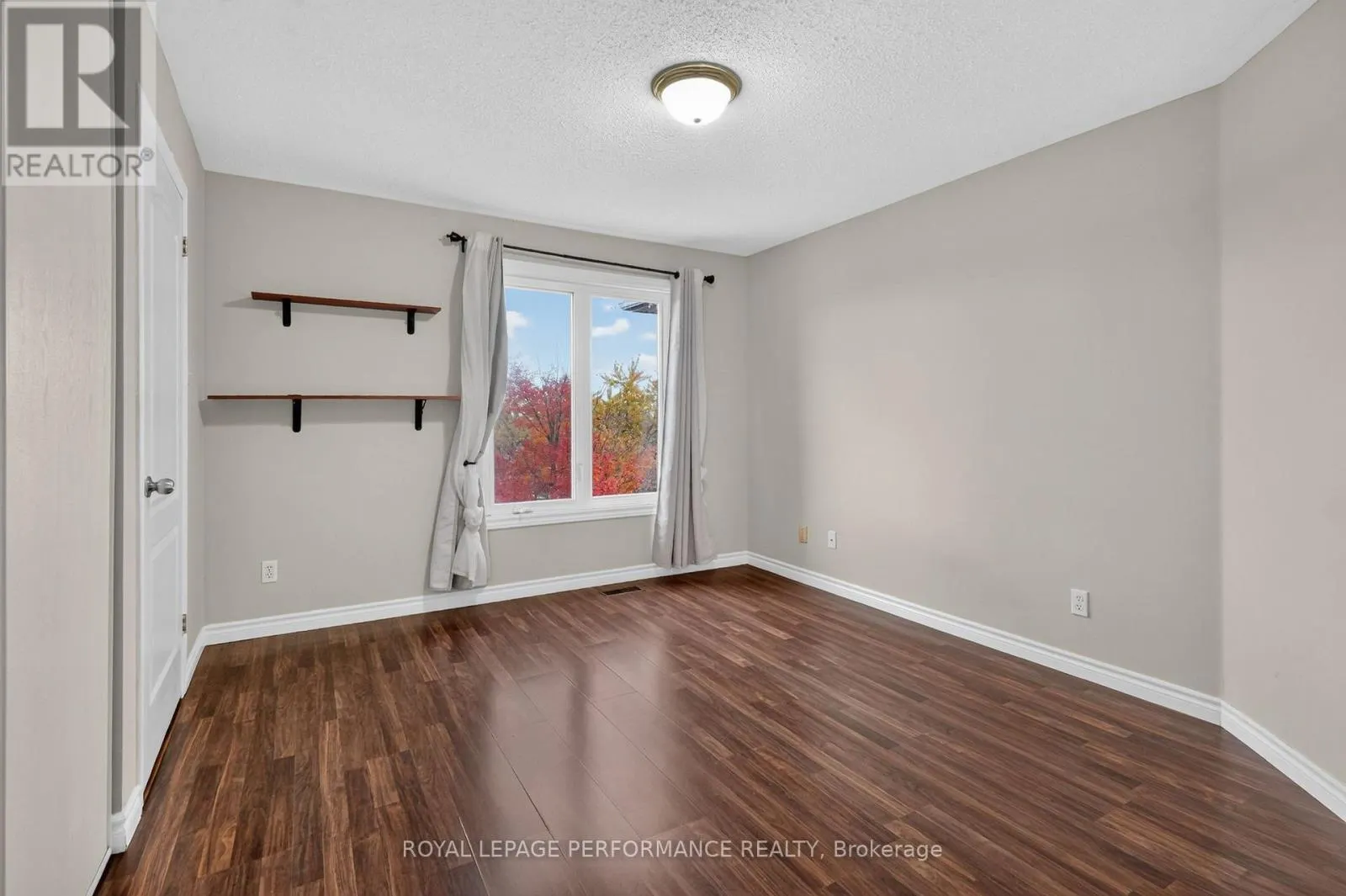 1602 LOCKSLEY LANE