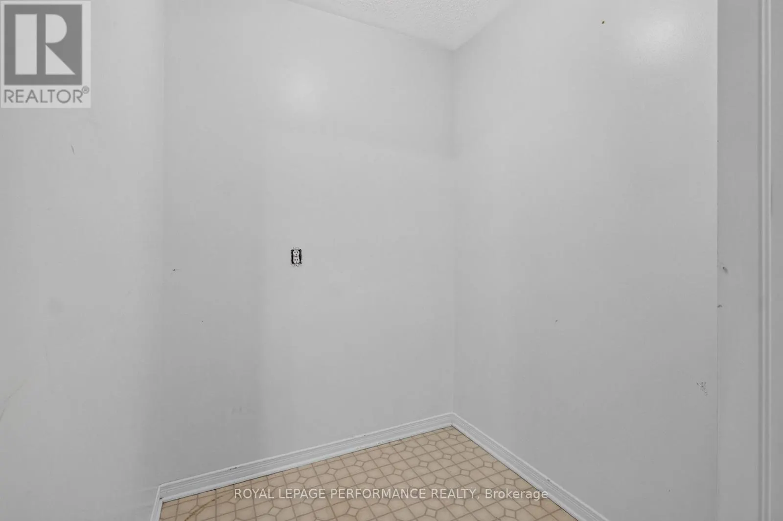1602 LOCKSLEY LANE