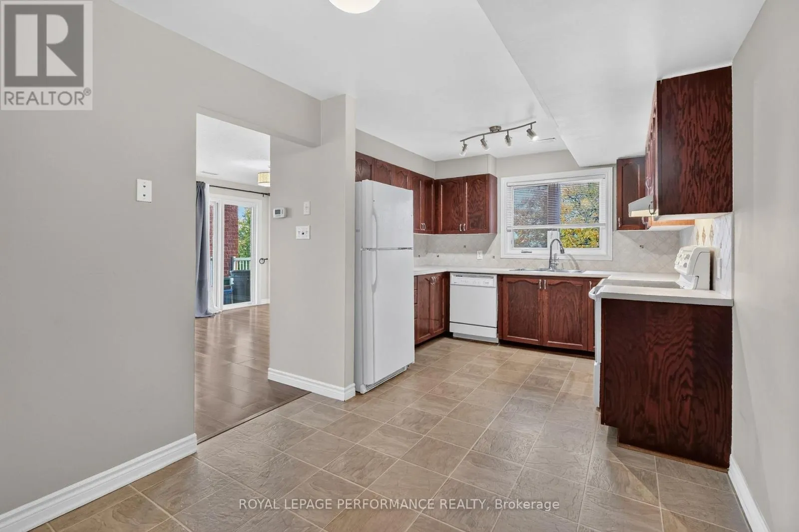 1602 LOCKSLEY LANE