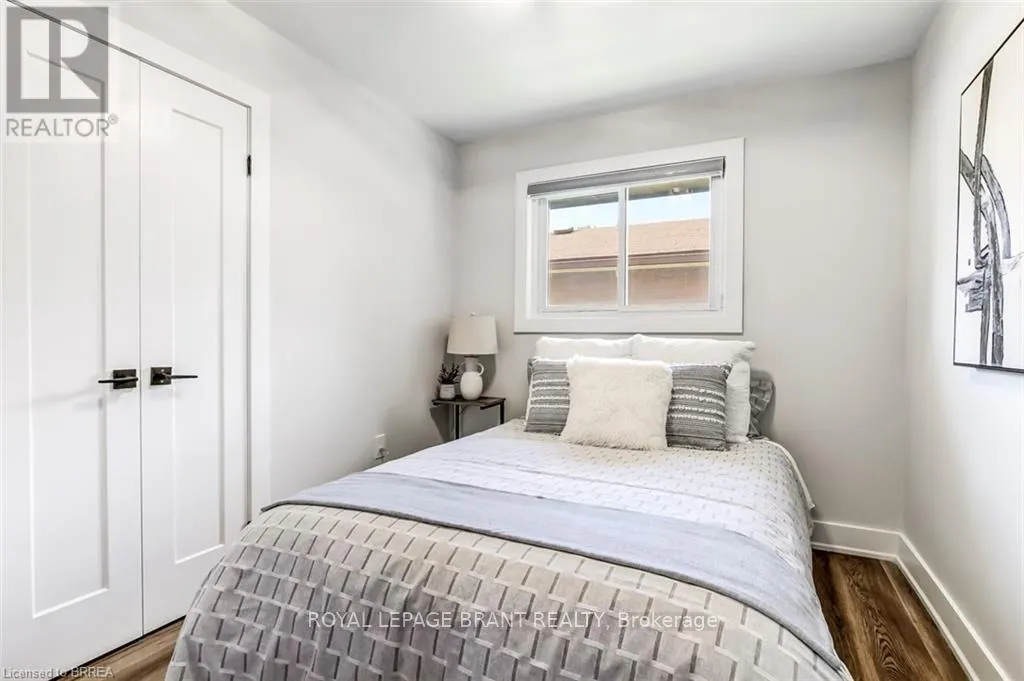 22 KENSINGTON AVENUE