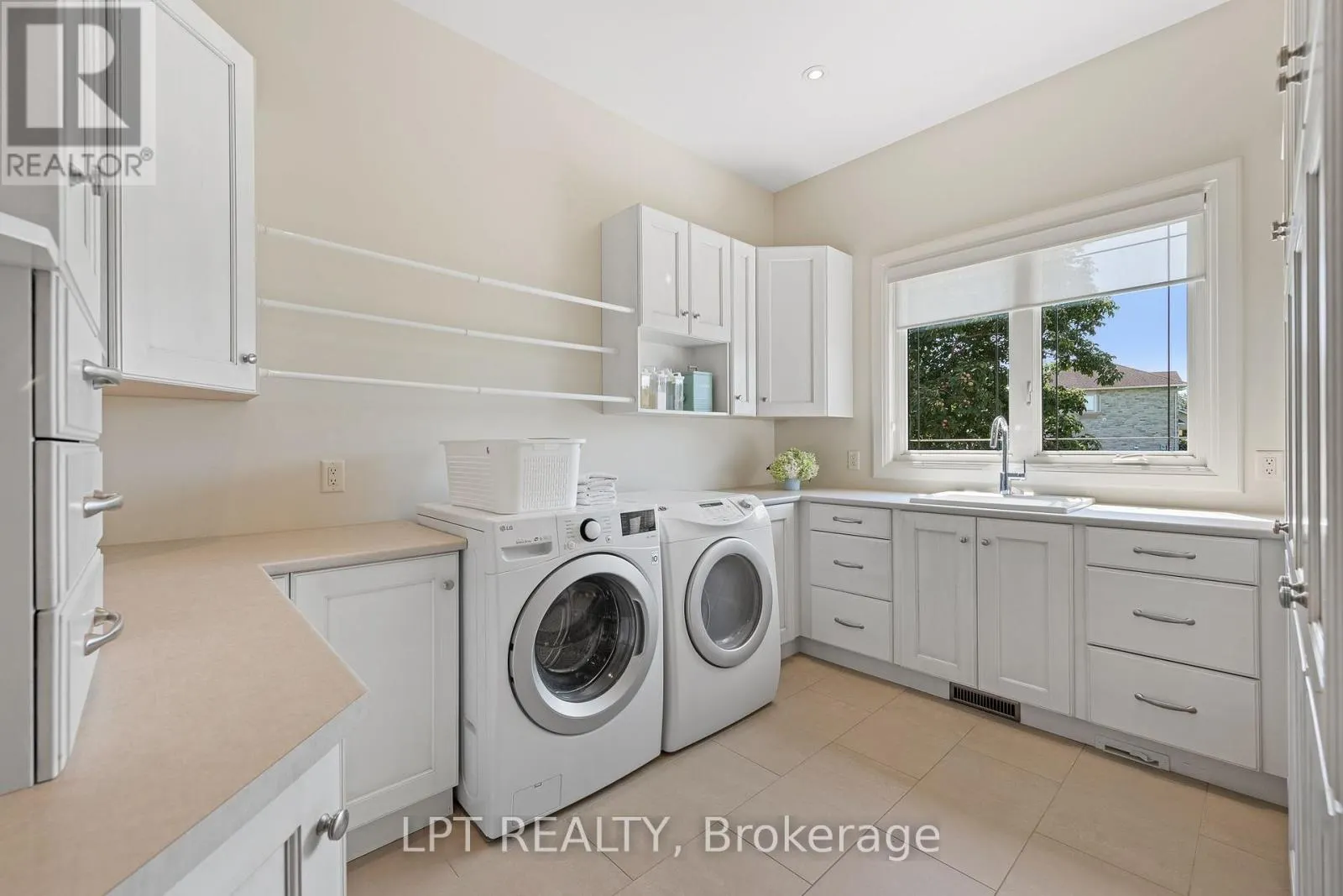 431 LOCKMASTER CRESCENT