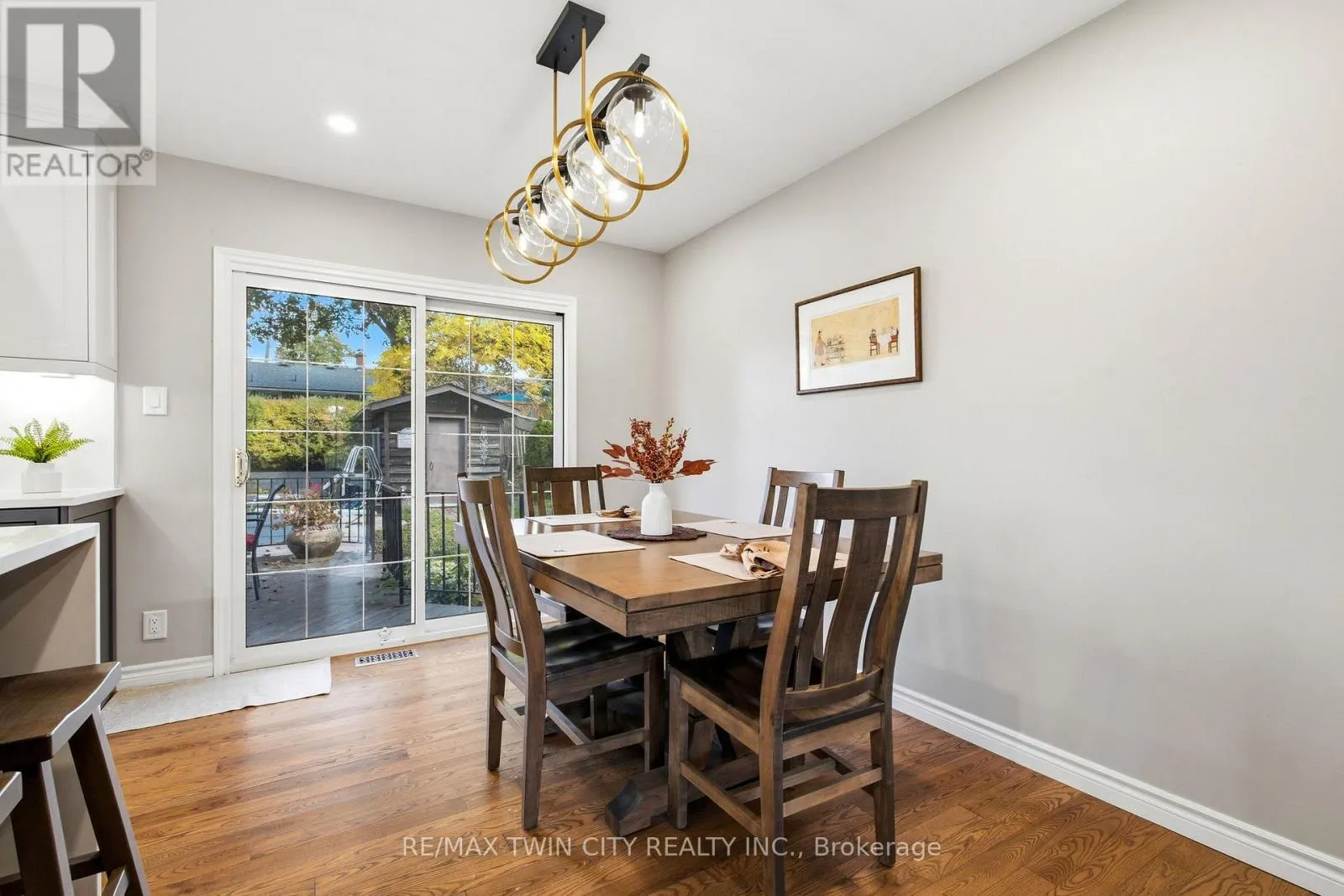 47 EASTWOOD DRIVE