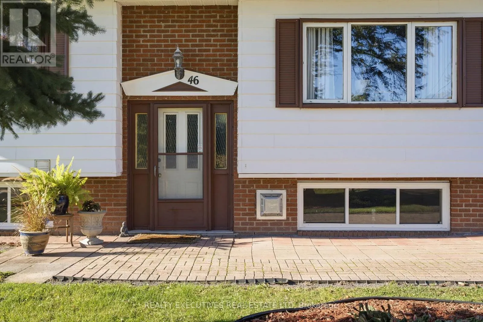 46 THOMPSON ROAD