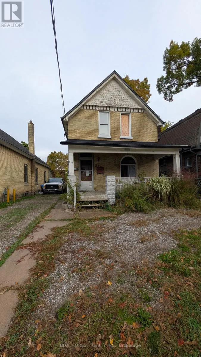 878 TRAFALGAR STREET