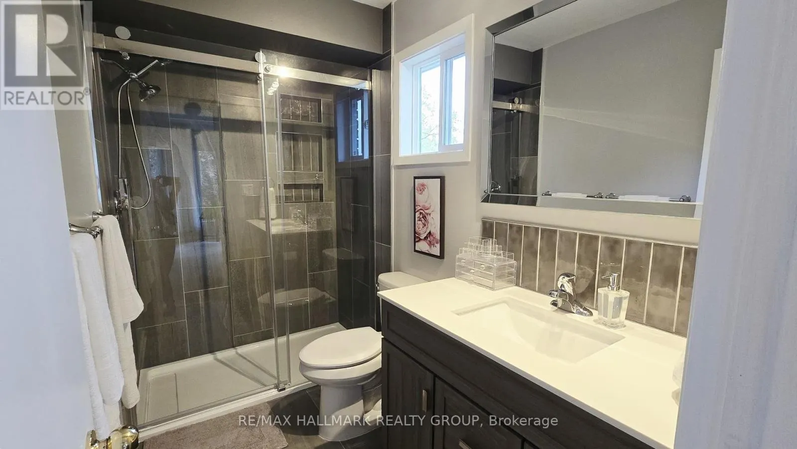 40 HUNTSMAN CRESCENT