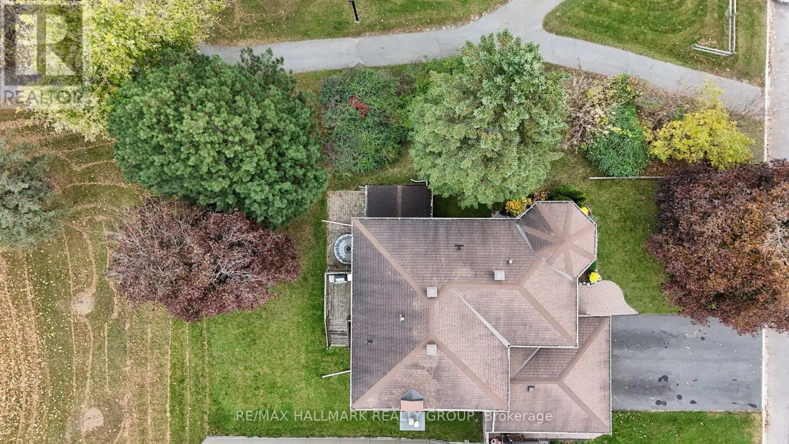 40 HUNTSMAN CRESCENT