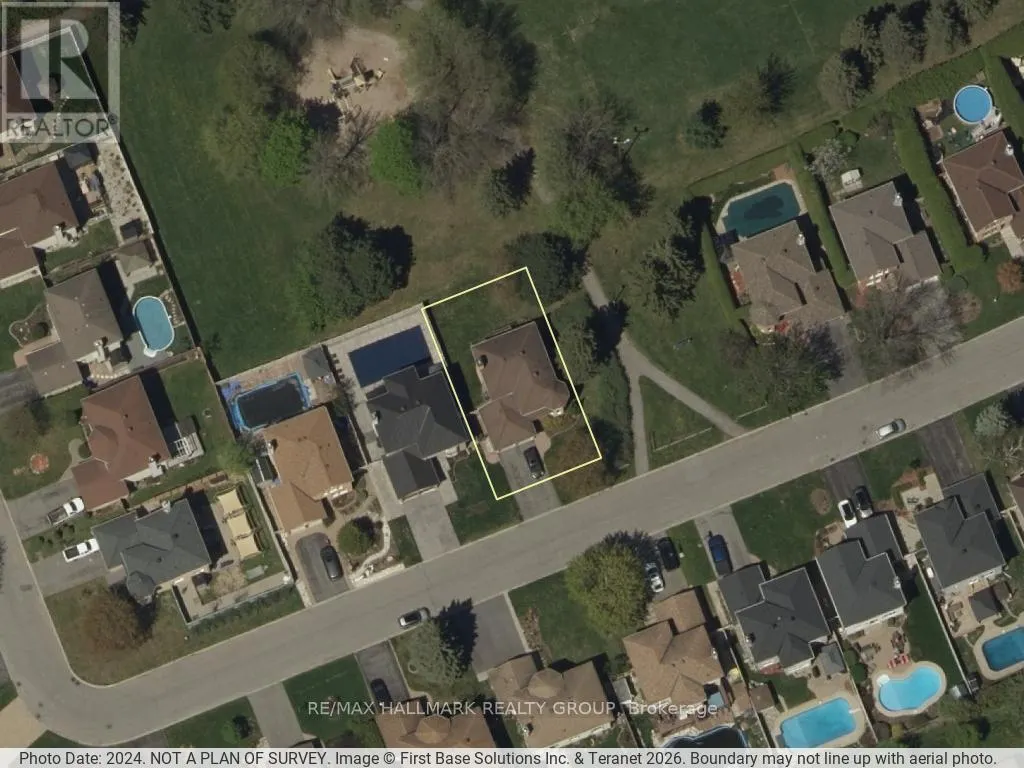 40 HUNTSMAN CRESCENT