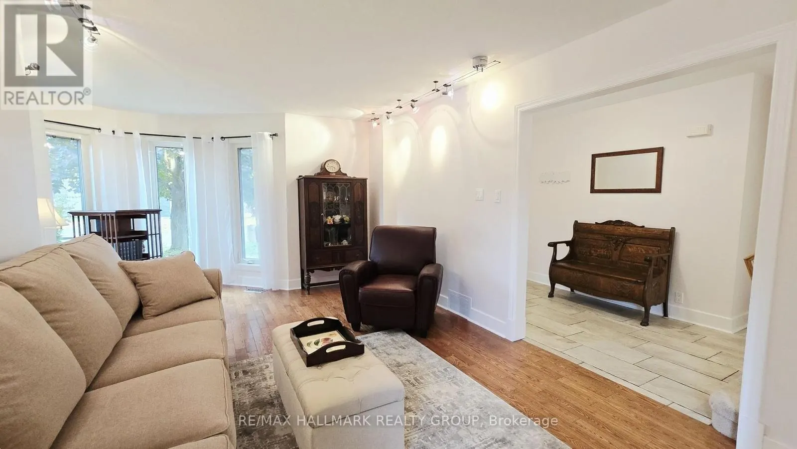 40 HUNTSMAN CRESCENT