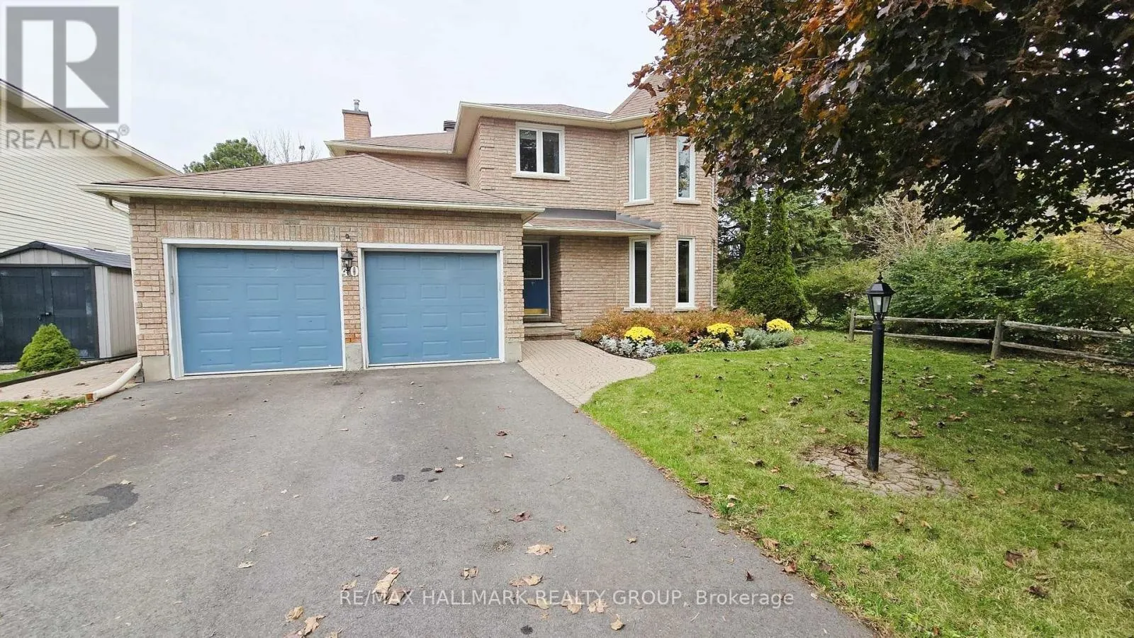 40 HUNTSMAN CRESCENT