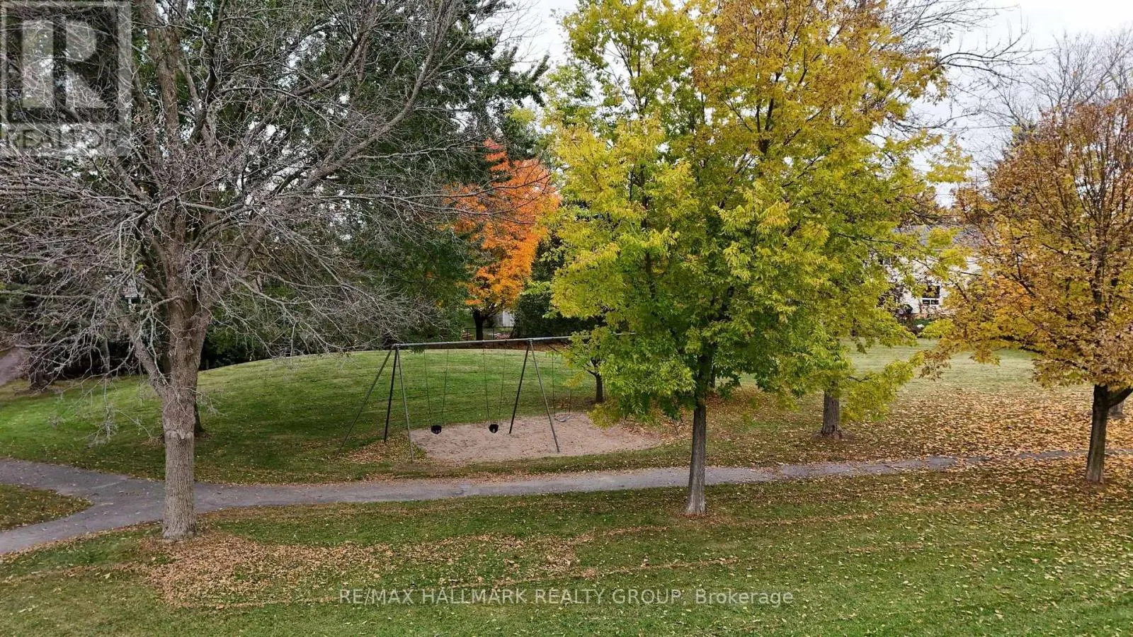 40 HUNTSMAN CRESCENT